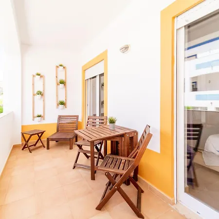 Oasis Apartment